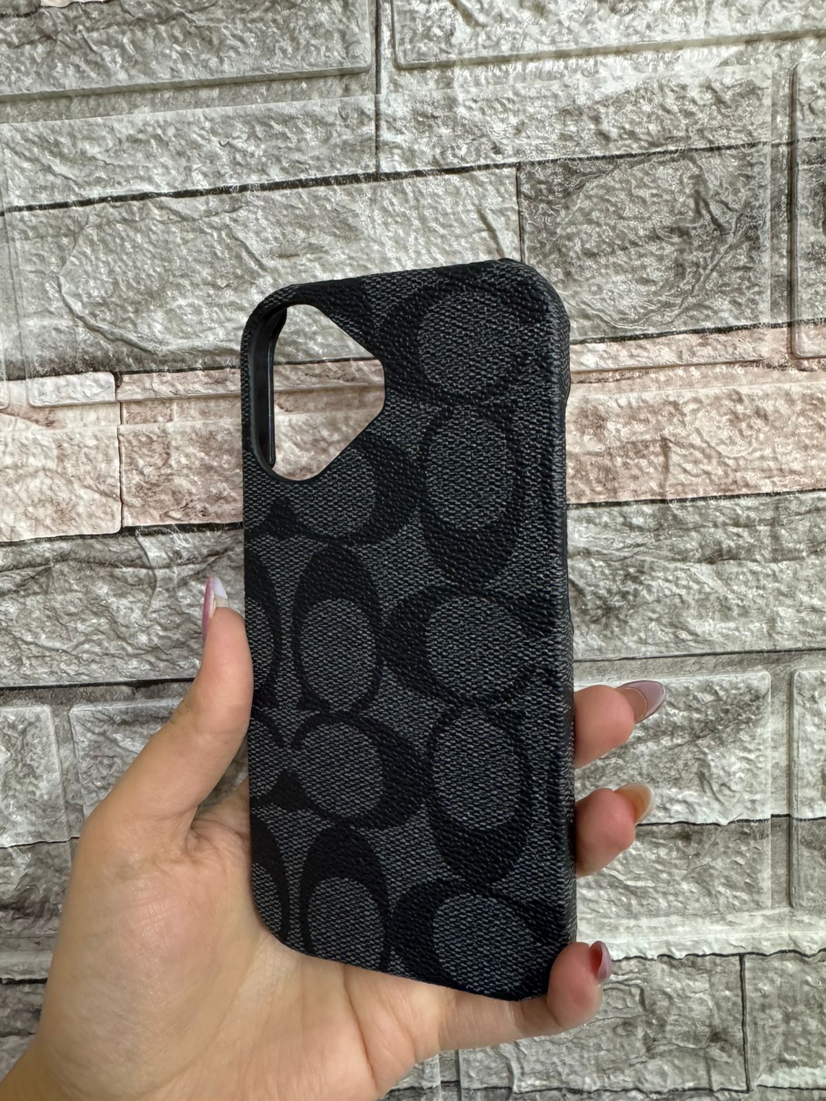 Funda Para iPhone 17 Coach Negro - Image 3