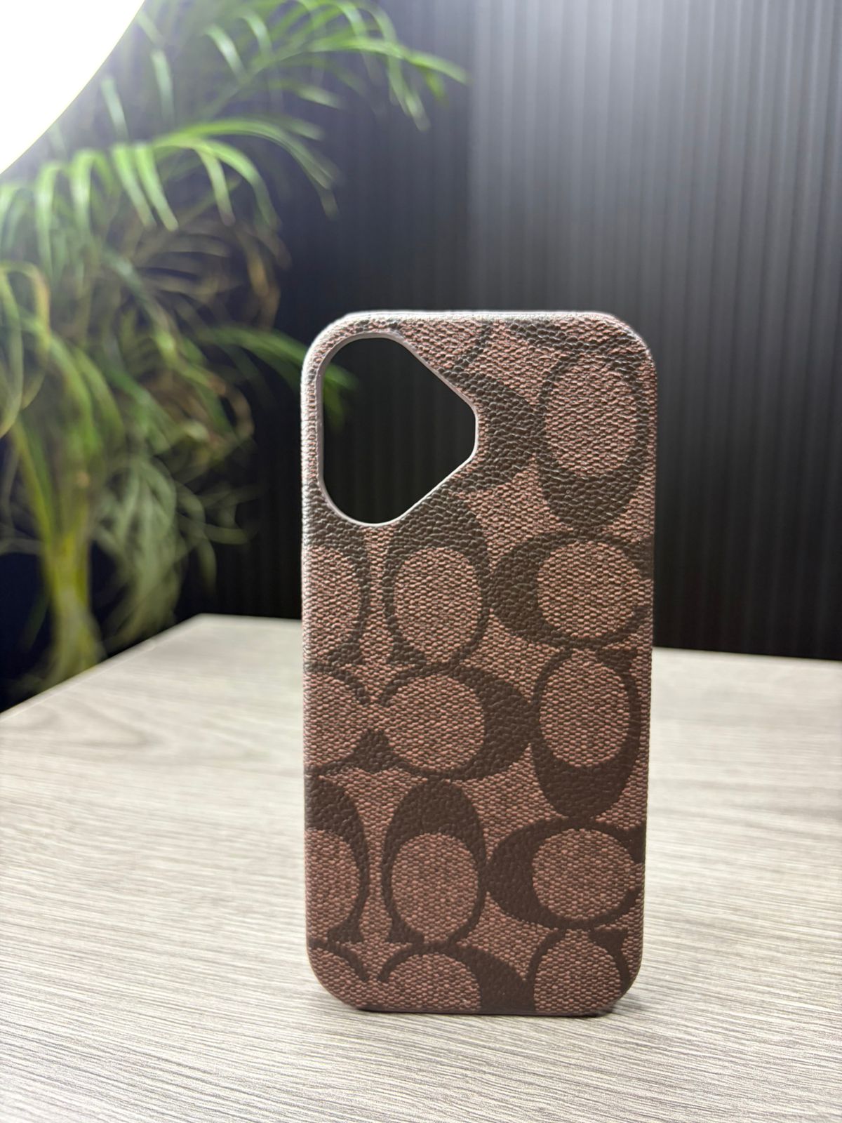 Funda Para iPhone 17 Coach Café - Image 2
