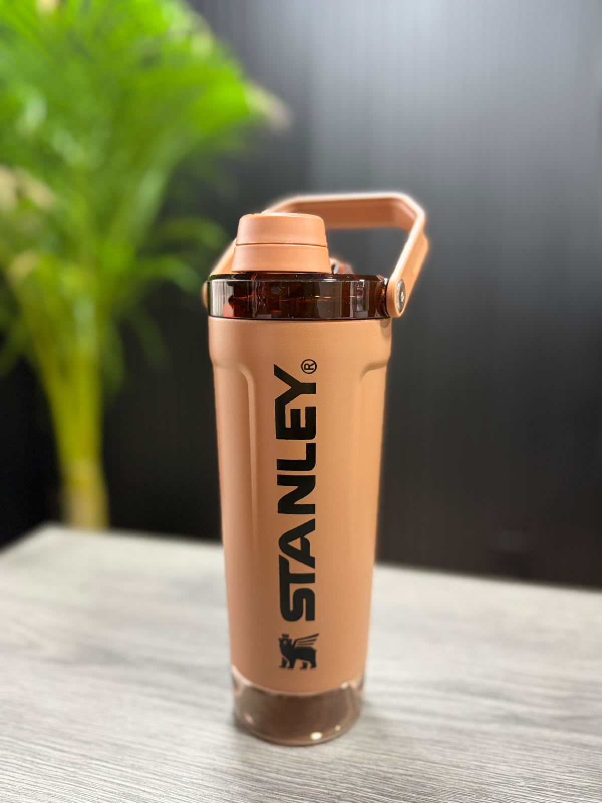 Termo Stanley Shaker 591ml Café