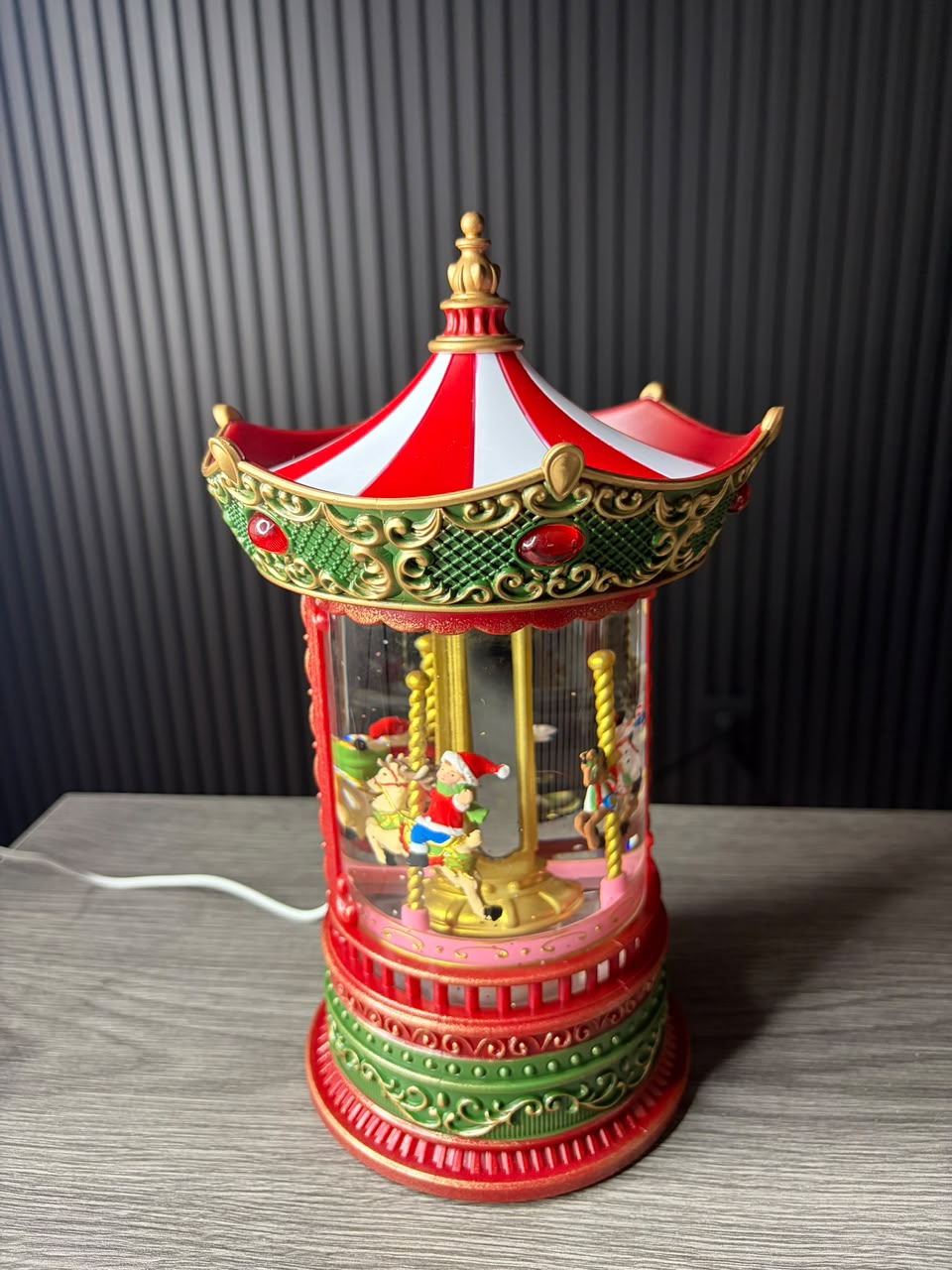 Carrusel Navideño con Luz y Sonido - Image 3